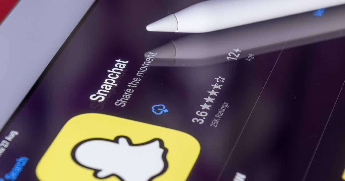 How to get dark mode on snapchat iPhone 11?